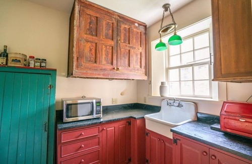 Highland Casa | Black Walnut Tree Farm: 50 Acres of Fall Foliage