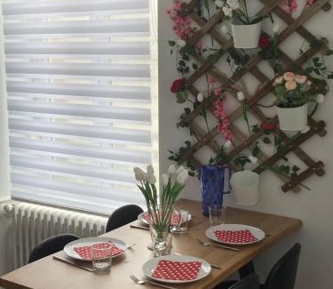 Belfort Apartamento | Black & White Harmony