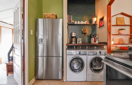 Michiana Cabina | Blackberry Cabin of Michiana with a hot tub