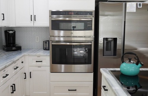 Grogan's Mill Casa | Woodlands Retreat: concerts, Arts & Water Fun