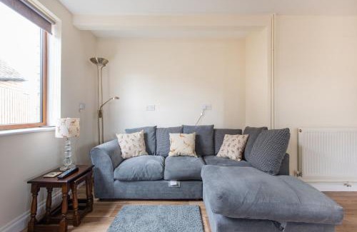 Birdlip Cabina | Blacklaines Annexe