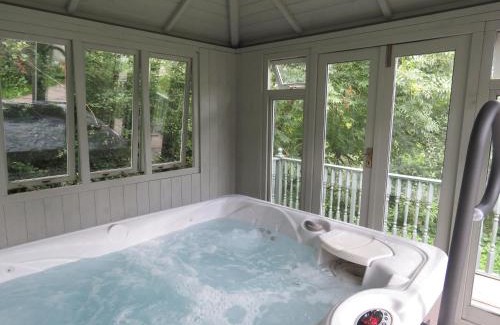 Newcastle Emlyn Casa | Blaenfforest Rose Cottage Newcastle Emlyn