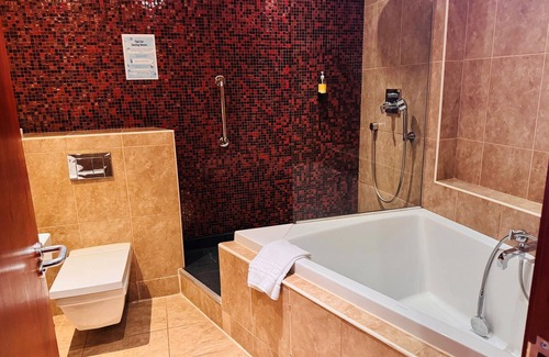 Port Talbot Hotel | Blanco's Hotel Port Talbot