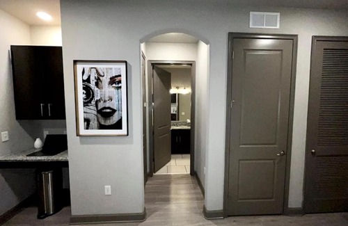 Loring Heights Apartamento | Bleisure at Atlantic Station Modern 1 Bedroom
