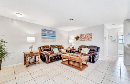 Englewood Casa | Blissful Beach Retreat B