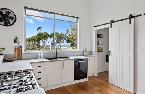 Stanwell Park Casa | Blissful Beachside Stay / Stanwell Park