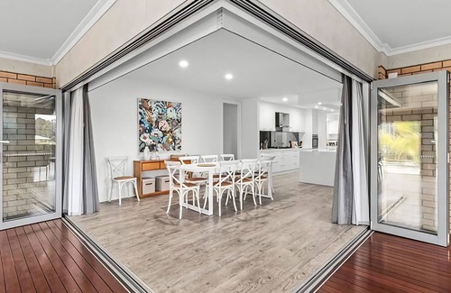 North Batemans Bay Casa | Blissful Bungalow Batemans Bay