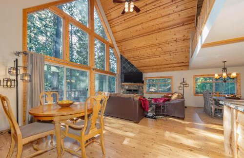 Arnold Casa | Blissful Pines