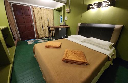 Lubok Buaya Chalet De Esquí | Blissfull Sweet Inn