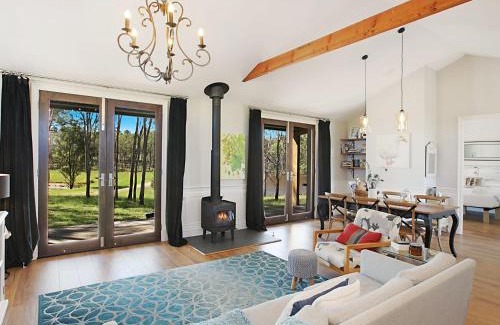 Belford Casa | Block Eight Estate Barrington View Villa
