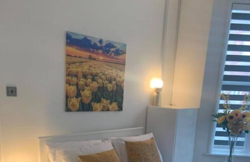 Liverpool Hotel | Oyo Bloomsbury House