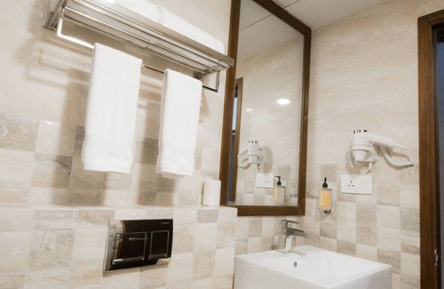 Calangute Hotel | BloomSuites - Calangute