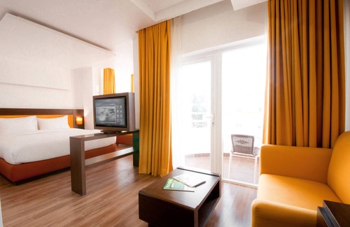 Calangute Hotel | BloomSuites - Calangute