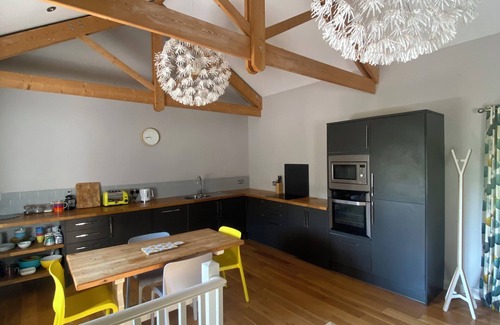 Saint Goran Casa | Blossom Barn - Beautiful Grade 2 listed barn conversion