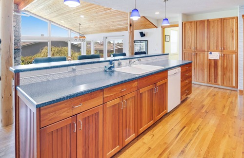 Yachats Casa | Espiráculo Bungalow - Cómodo Yachats Inicio