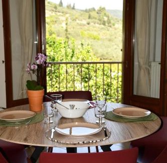 Mystras Casa | Blue and Green Guesthouse