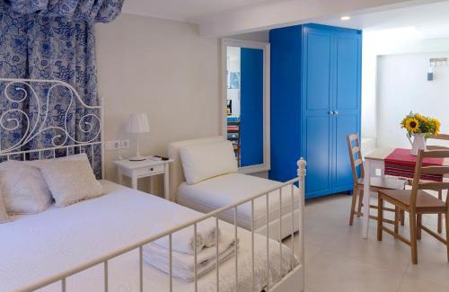 Attiki Apartamento | Blue And White Apartment VIPGreece