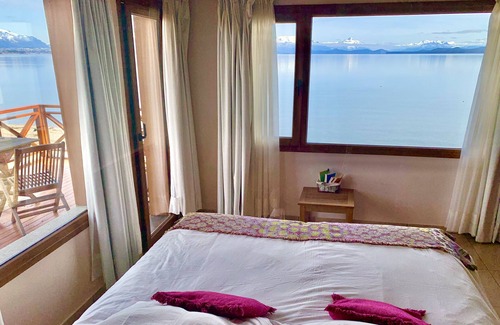 Dina Huapi Complejo | BLUE APARTS Bariloche Loft Crystal Suite