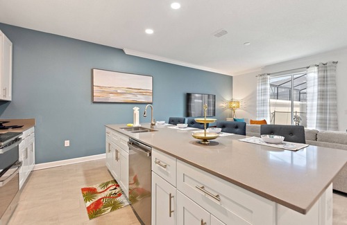 Kissimmee Villa | Blue Beach At Storey Lake By Shine Villas #400 4 Bedroom Townhouse