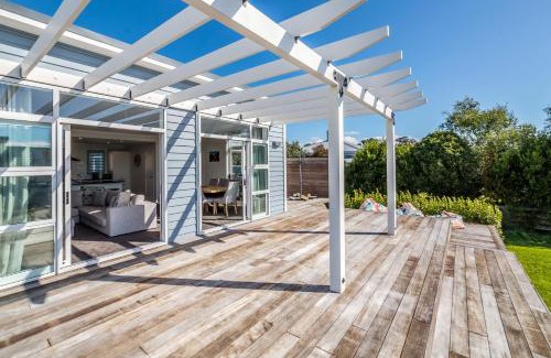 Martinborough Casa | Blue Bungalow