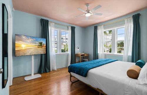 North Beach Hotel | Blue Flamingo Suites, Art-Déco Boutique Hotel