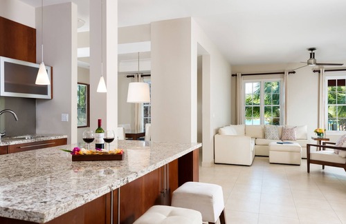 Leeward Settlement Complejo | Blue Haven Resort - All-Inclusive