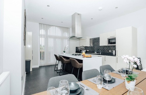 Henley-on-Thames Apartamento | Blue Heron - 2 Bedroom Apt With 2 Parking Spaces - From 165 Per Night