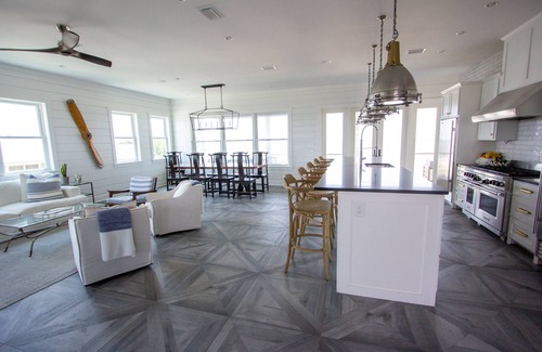 Alligator Point Casa | Nueva línea de costa de 7 dormitorios con piscina privada / ascensor