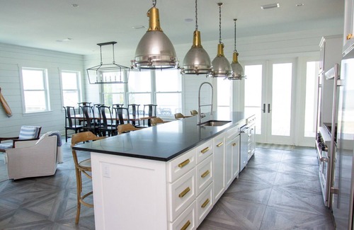Alligator Point Casa | Nueva línea de costa de 7 dormitorios con piscina privada / ascensor