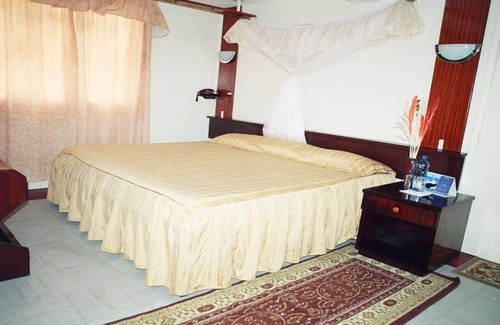 Ngara Hotel | Blue Hut Hotel