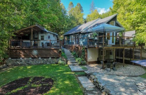 Prevost Chalet De Esquí | Blue Moon Winter '26 Cozy, Close To Everything