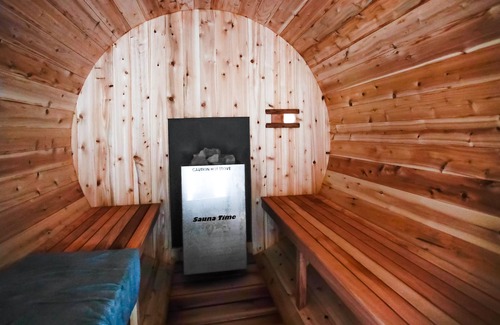 Meaford Cabaña | Blue Mountain ★ Ski ★ Sauna ★ Fire Pit ★ Hot tub
