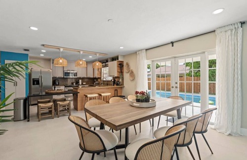 Fontainebleau Casa | Blue Oasis - Heated Pool 5B/3BTH