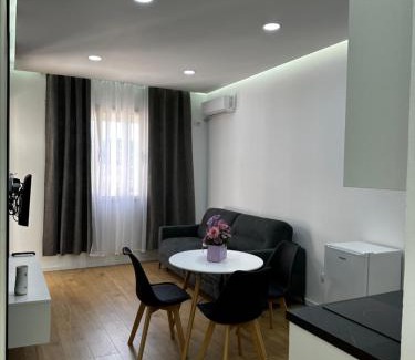 Tirana Apartamento | Blue opal apartament