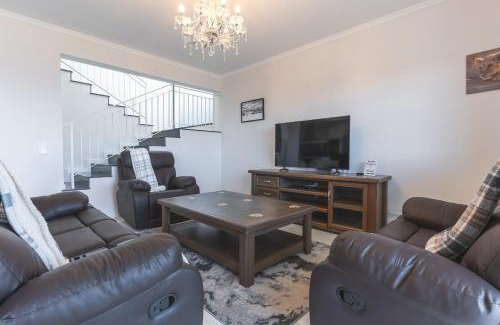 Santa Cruz Casa | Blue Outlook Retreat by Atlantic Holiday