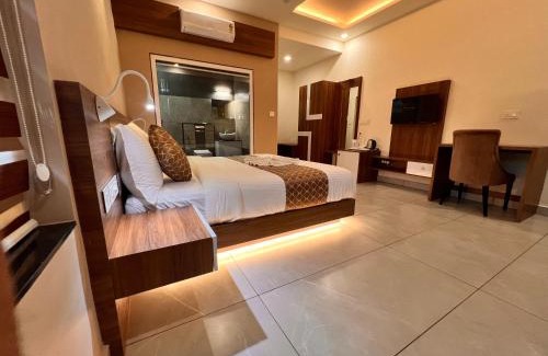 Devikolam Cabina | Blue Peaks Holidays Swimming Pool Cottage Munnar