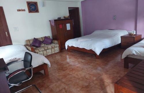 Pokhara Hotel | Blue Planet Lodge & Restaurant