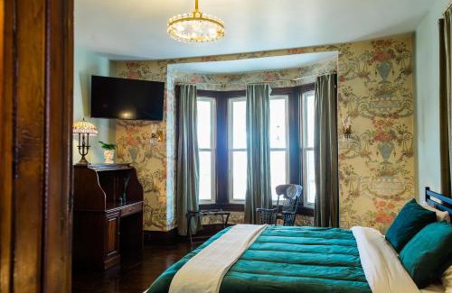 Buena Vista Cama Y Desayuno | Blue Ridge Abbey Bed and Breakfast