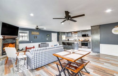 Blue Ridge Cabaña | Blue Ridge Haven Near Hiking, Tubing & Kayaking!