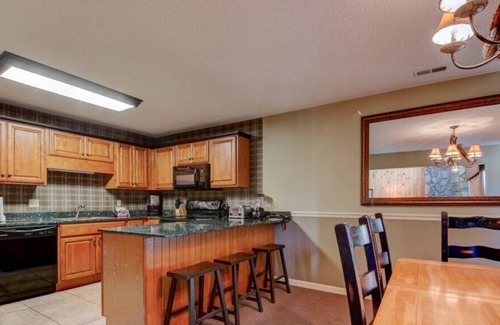 Banner Elk Villa | Blue Ridge Village (Banner Elk) - 1 Bedroom Villa