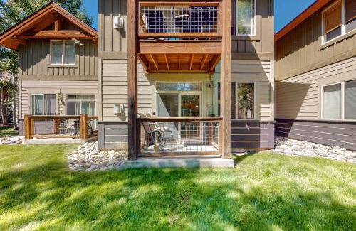 Willow Grove Apartamento | Blue River Bliss