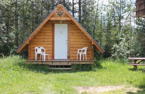 Blue River Complejo | Blue River Campgrounds & Cabin-public washroom