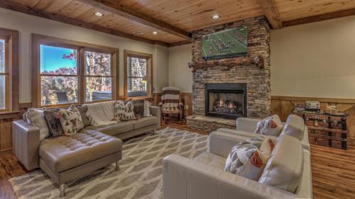 Cherry Log Casa | Blue's Ridge