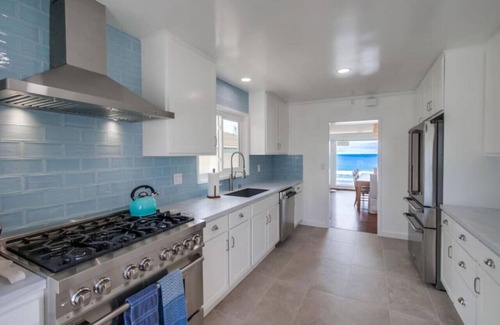 La Jolla Shores Villa | Blue Sea Villa, Centered in La Jolla Shores!