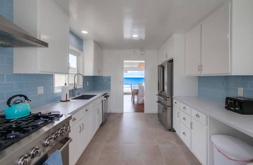 La Jolla Shores Villa | Blue Sea Villa, Centered in La Jolla Shores!