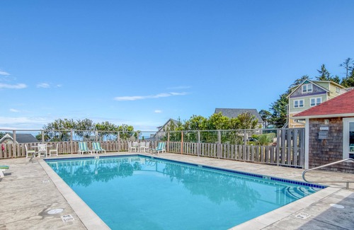 Nelscott Casa | Blue Shutter Olivia Beach