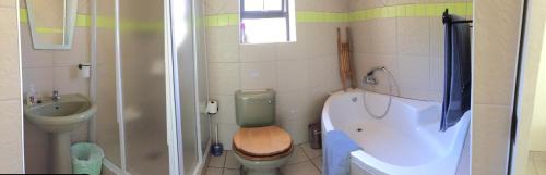 Port Elizabeth Casa | Blue Skies Country House