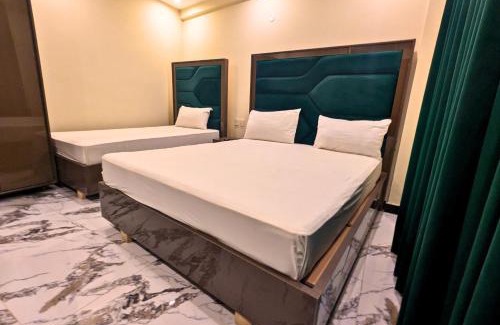 Lahore Hotel | Blue Sky Hotel