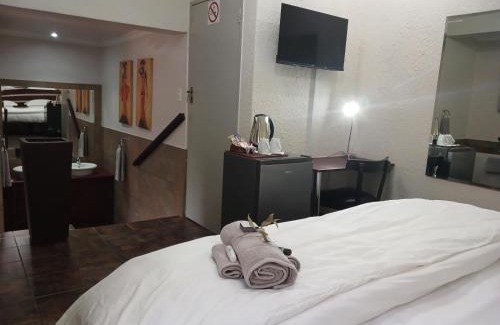 Greater Johannesburg Metropolitan Area Casa | Blue Sky Manor