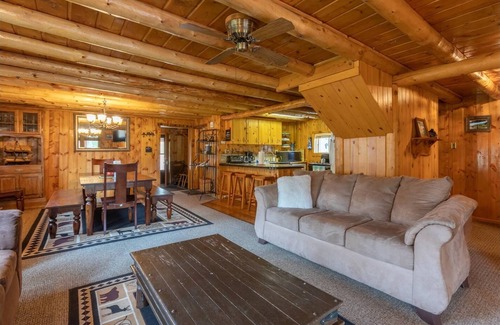 Last Chance Cabina | ¡Nuevo listado! Blue Springs Pond Cabin! ¡RESERVAR AHORA!